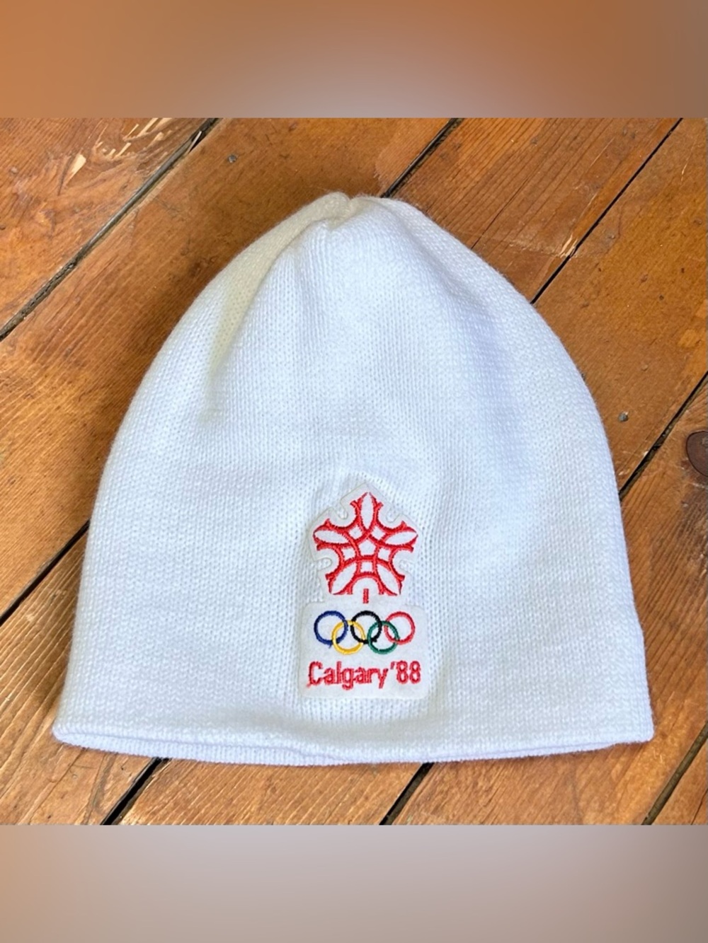 Vintage 80s 1988 Calgary Olympics Patch Knit Toque Hat Beanie White